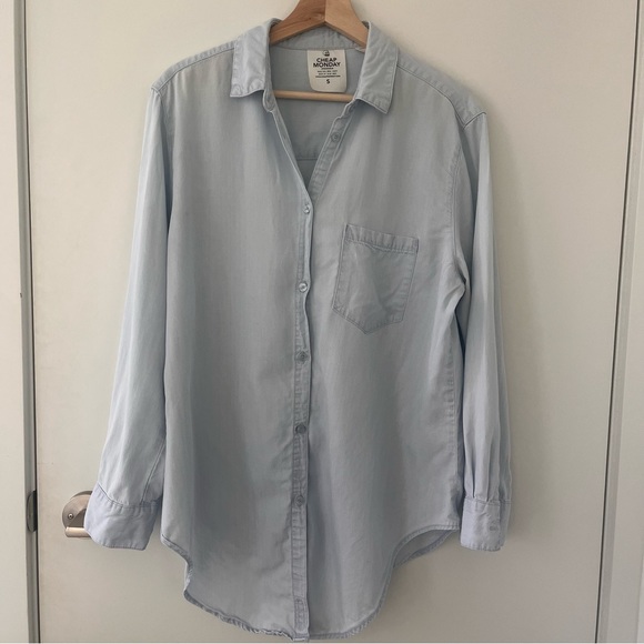 Oversized Tie-Up Light Wash Denim Shirt by Cheap Monday Size Small - Picture 10 of 10